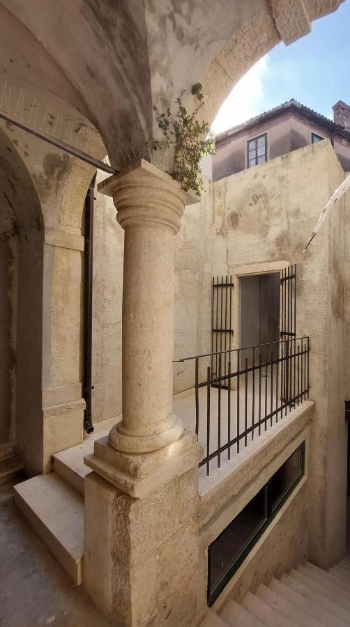 Central Palace Apartment Sibenik Exterior photo