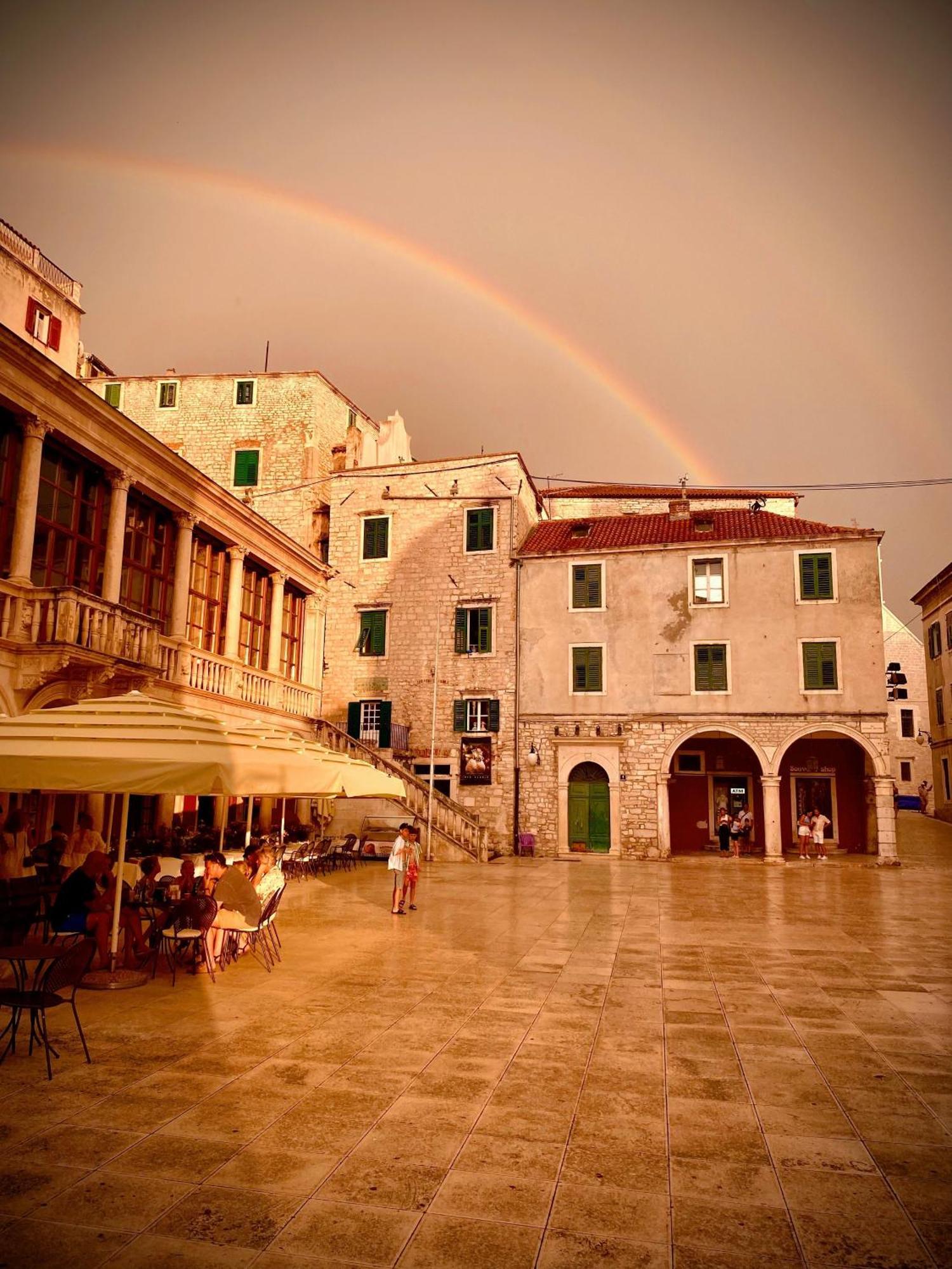 Central Palace Apartment Sibenik Exterior photo